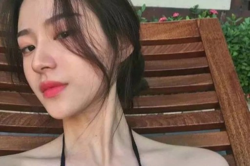 42 娱乐速递：粉底液将军风波、宋雨琦缺席《跑男》、李荣浩口才真相都在这